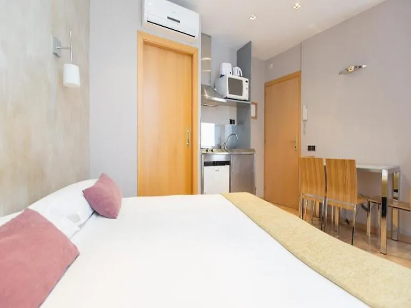 ברצלונה Ainb Born Tiradors Apartments 0*,  ספרד