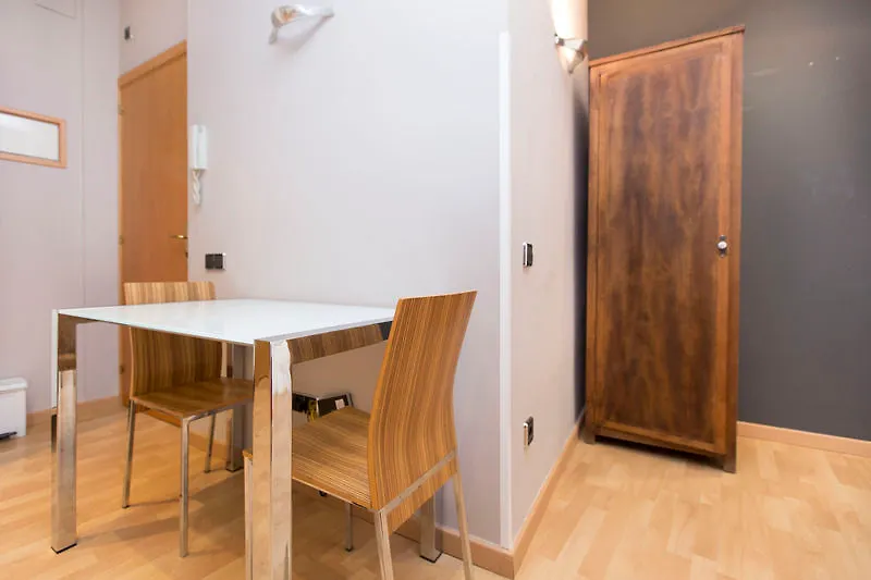 Ainb Born Tiradors Apartments Barcelona 0*,