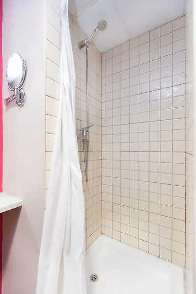 Ainb Born Tiradors Apartments Barcelona Spanien